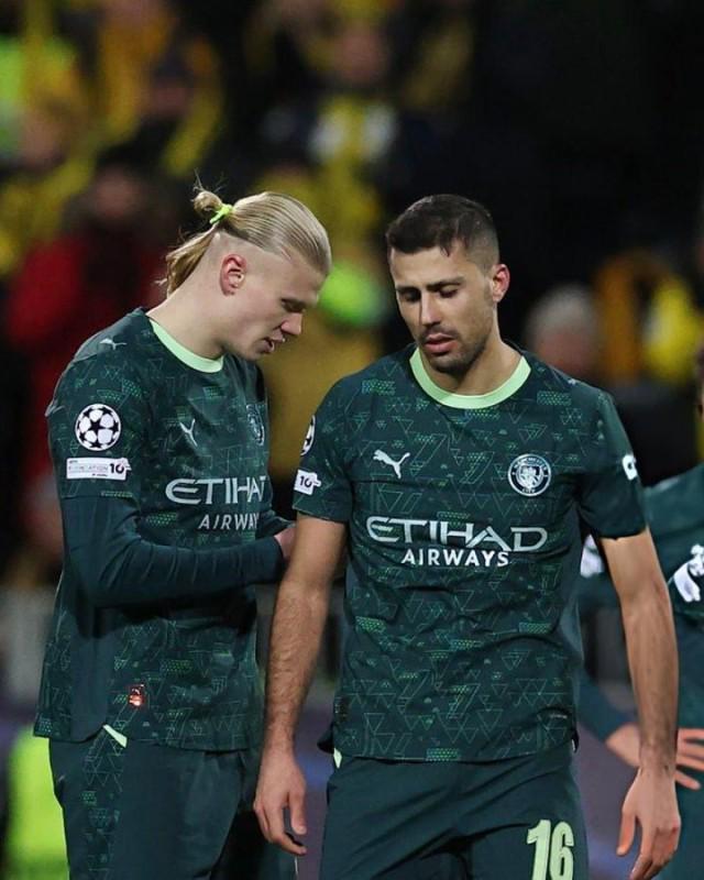 曼城四大队长退还挪威远征军球票